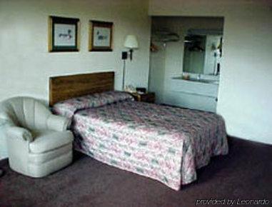 Days Inn Lansing South Phòng bức ảnh